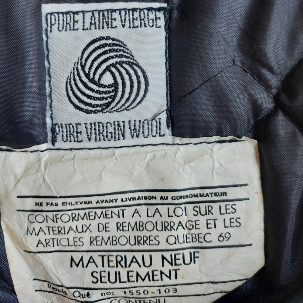 Vintage James Bay wool snow shoe coat with fur trimmed hood. Medium M - Picture 8 of 14